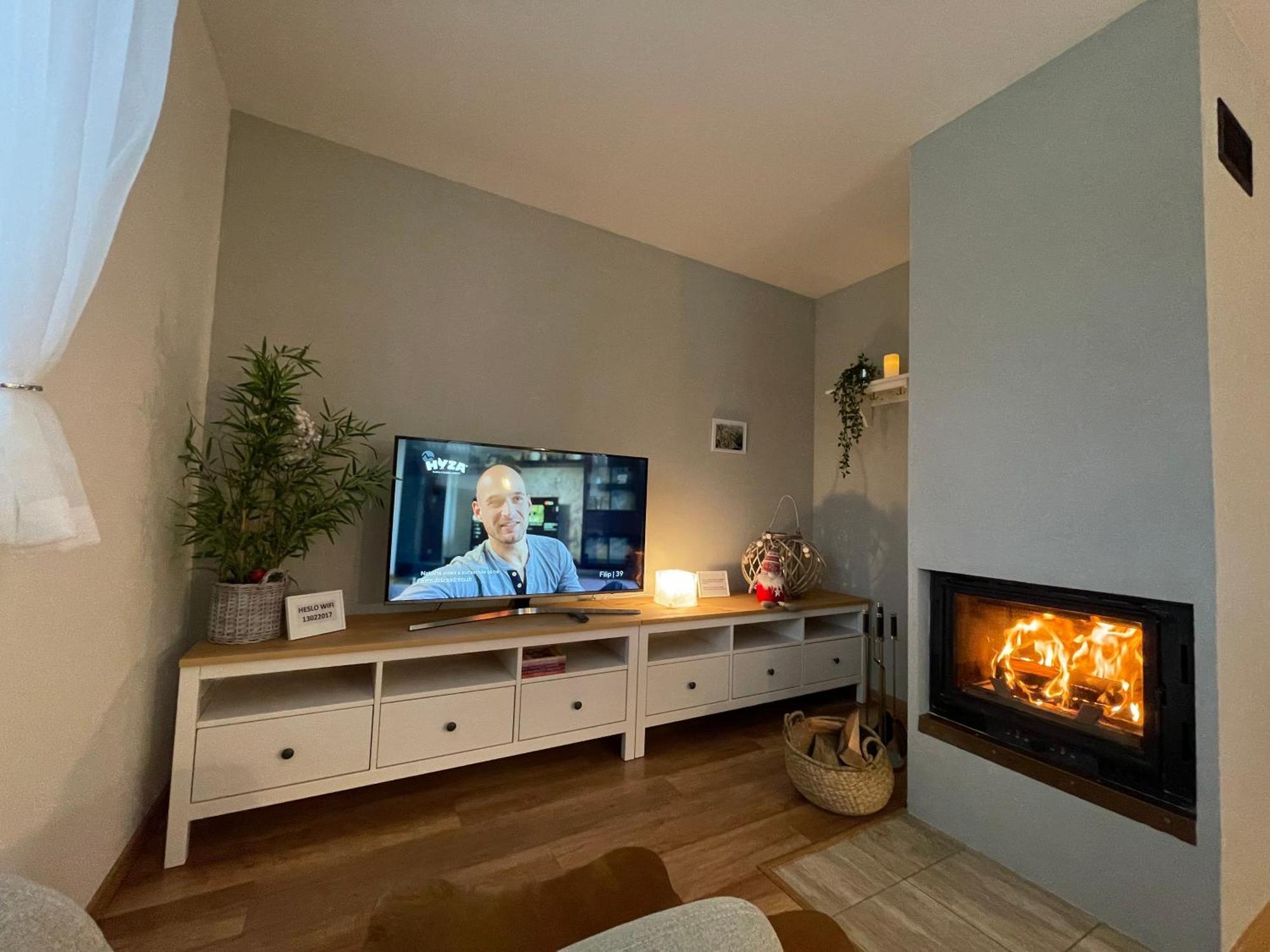 Chalet Jayata Stara Lesna Ngoại thất bức ảnh